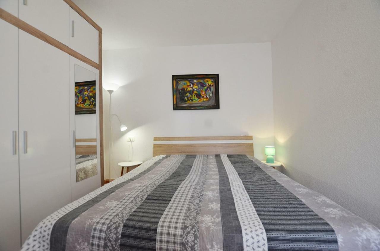 Yulia Apartments Ровин Екстериор снимка